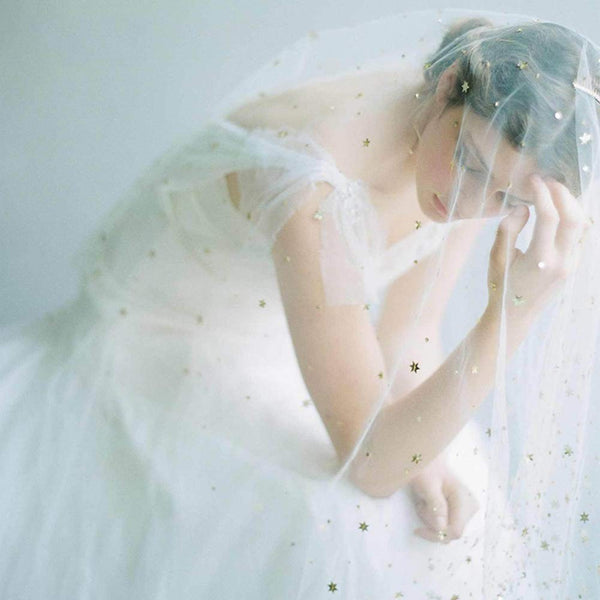 Creative Stars Sequins Wedding Veil With Comb Fashion Bridal Veil Fingertip Length 33"