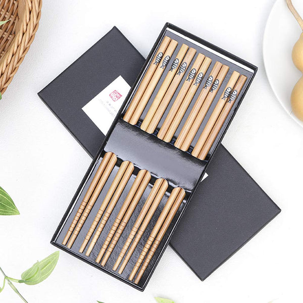 Chinese/Japanese Style 5 Pairs Stonefish Engraving Bamboo Chopsticks Utensil Set with Gift Case