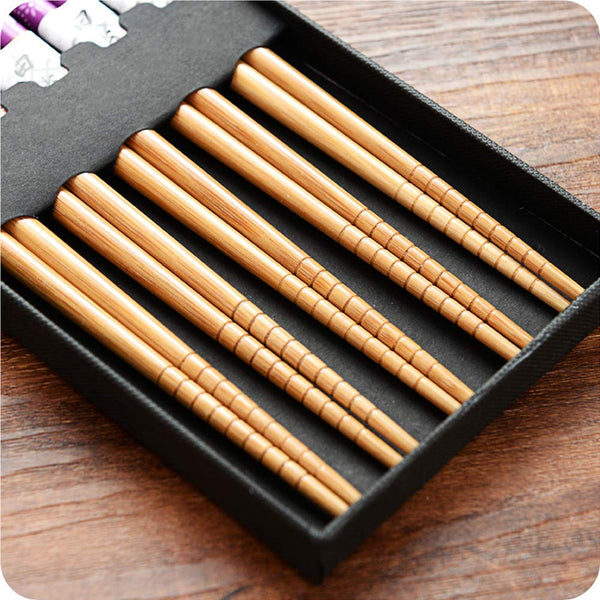 Chinese/Japanese Style 5 Pairs Stonefish Engraving Bamboo Chopsticks Utensil Set with Gift Case